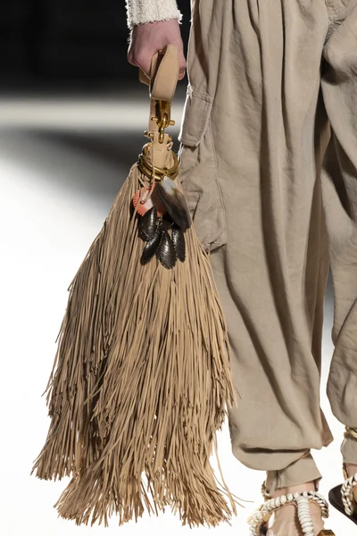 Look 26